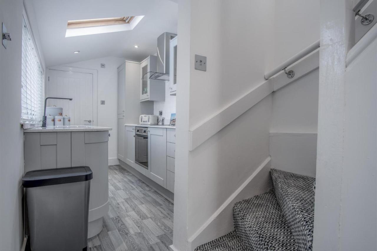 Hawtree Cottage - 2 Bedroom Cottage - 滕比 外观 照片